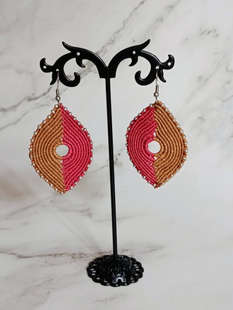 Χειροποίητα boho σκουλαρίκια macrame