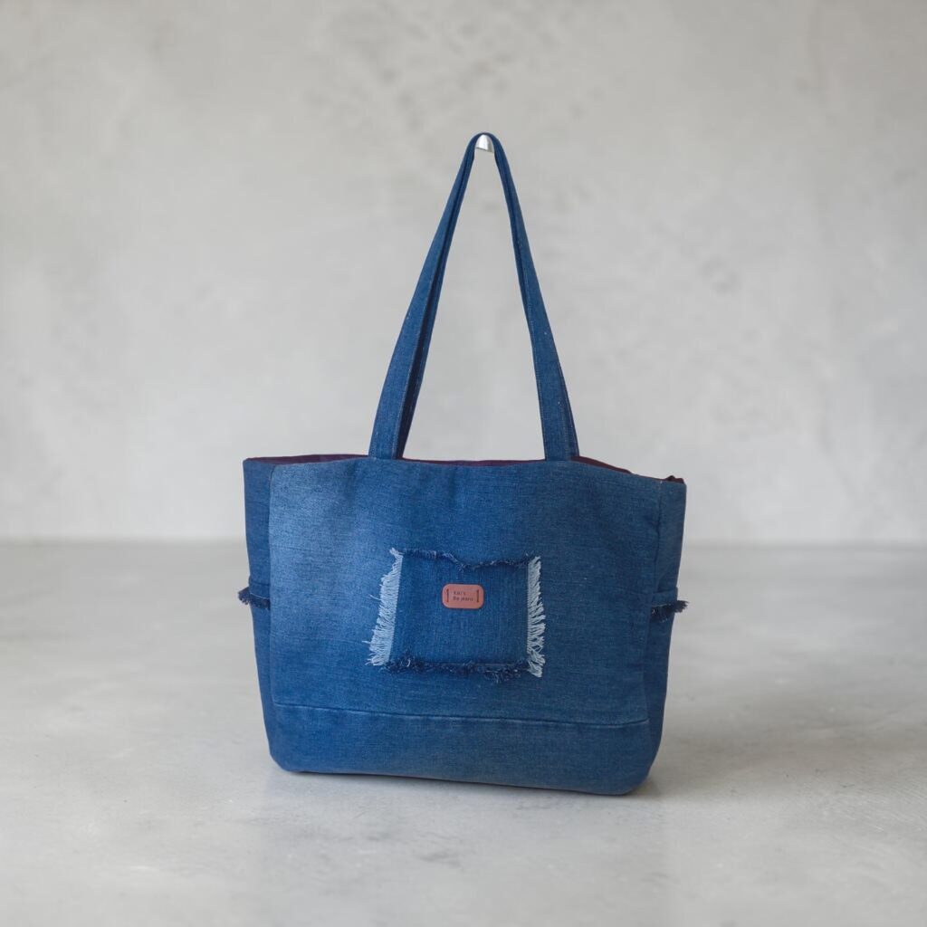Upcycled Τζιν Τσάντα Ώμου «Kiki's Re-jeans»