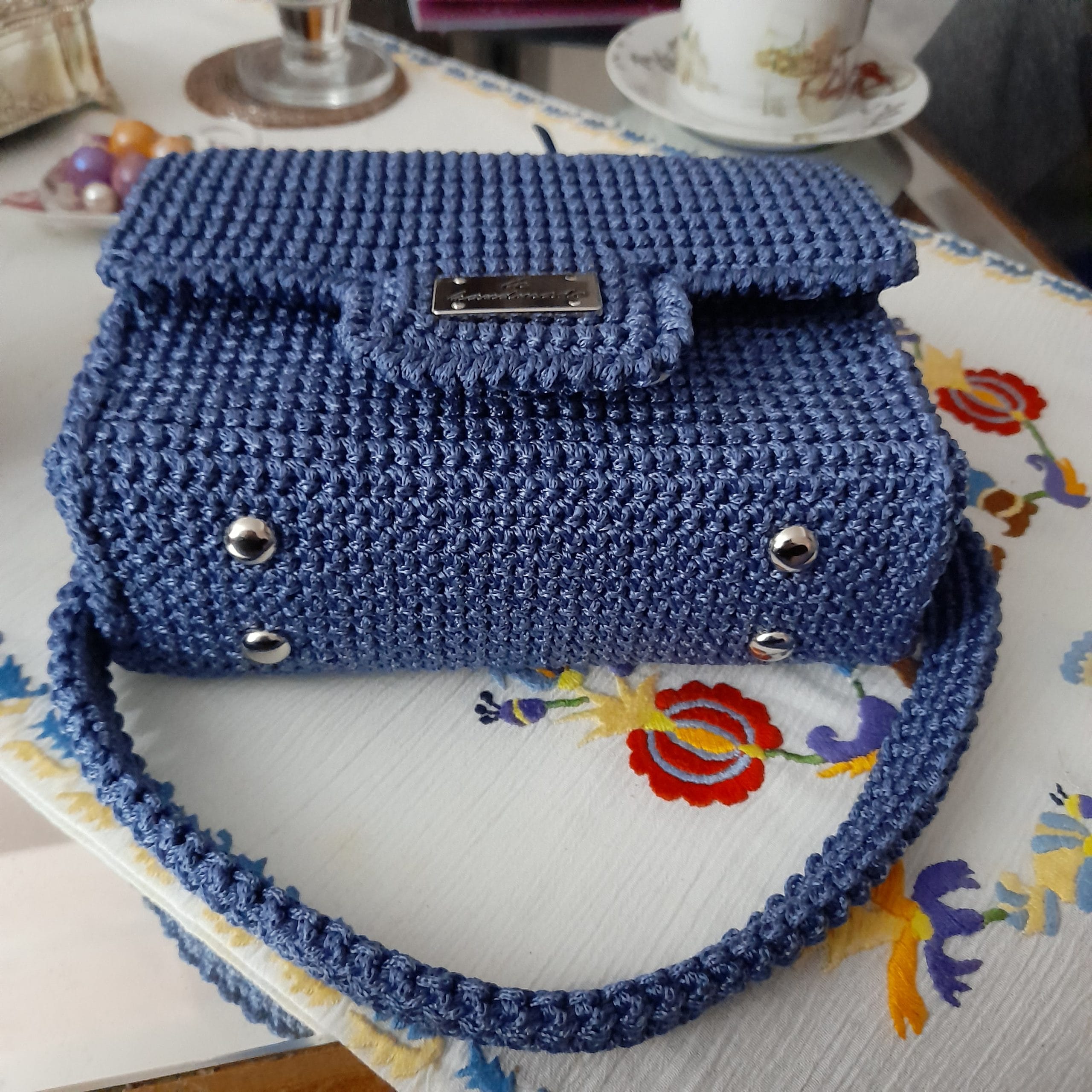 Blue πλεκτή τσάντα ώμου τύπου clutch