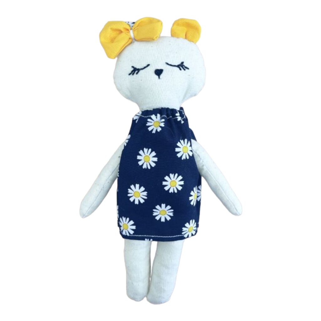 Daisy the Bear – Χειροποίητη Υφασμάτινη Κούκλα