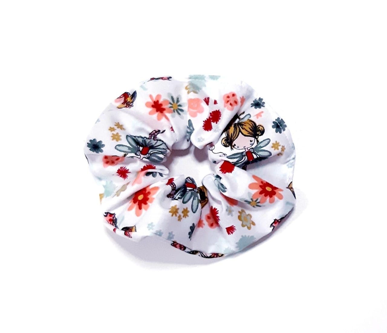 Scrunchie – Λαστιχάκι μαλλιών | Λευκές νεράιδες