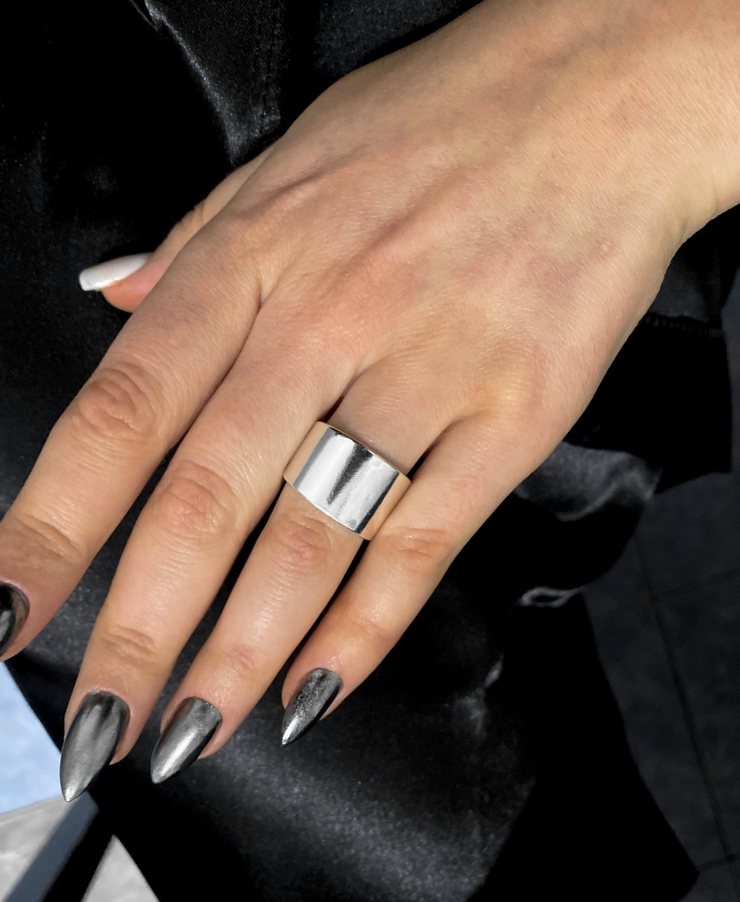 Δαχτυλίδι minimal cuff φαρδύ ασήμι 925 επιπλατινωμένο ανοιγόμενο