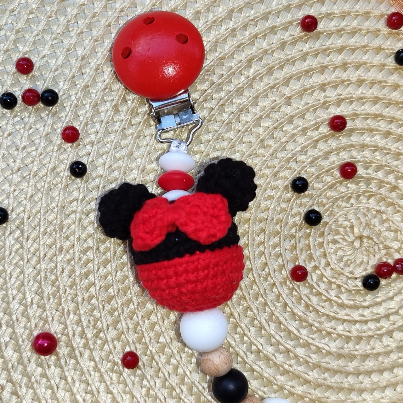Κλιπ πιπίλας κόκκινο μαύρο Minnie με όνομα
