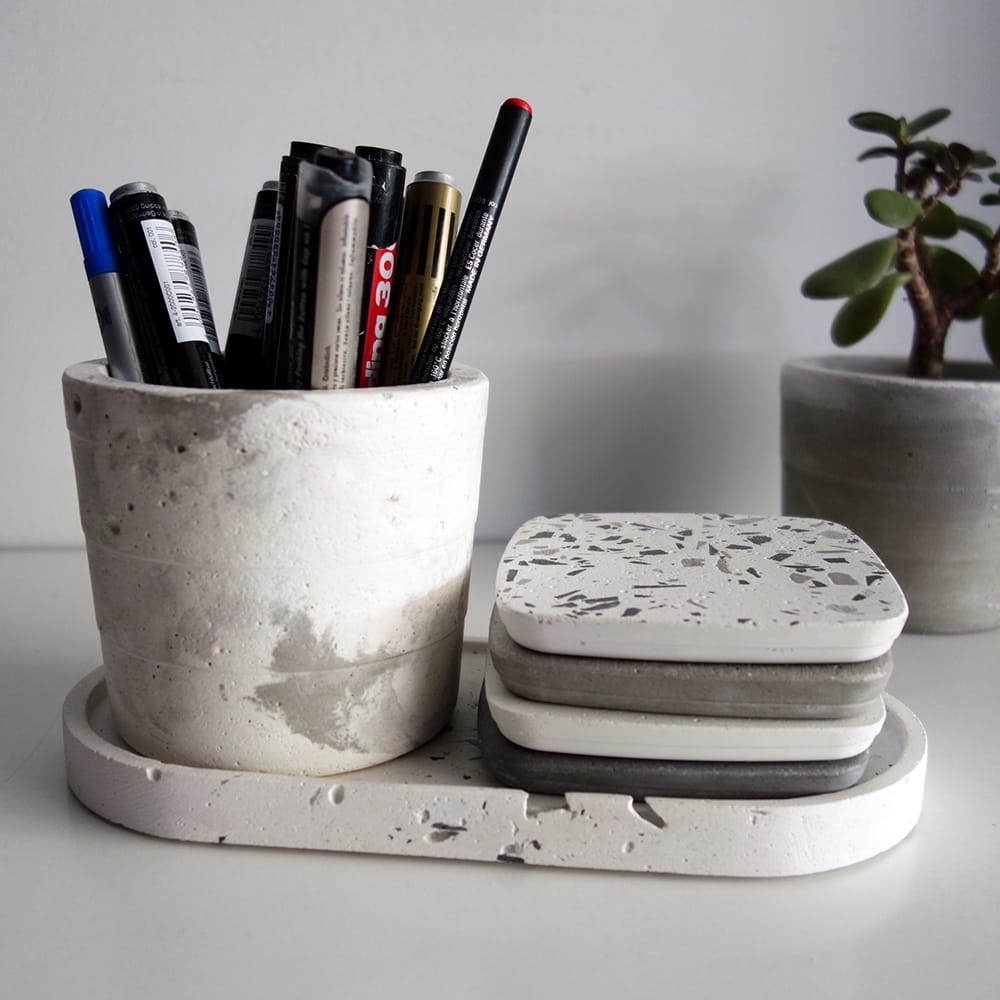 Σετ 4 Σουβέρ grey scale TERRAZZO από τσιμέντο