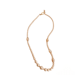 Κοντό κολιέ με πέρλες σε μελί ανοιχτό χρώμα