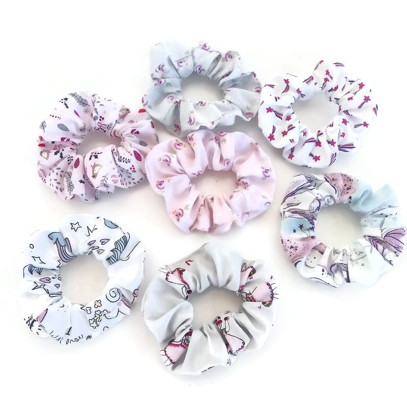Seven days scrunchies