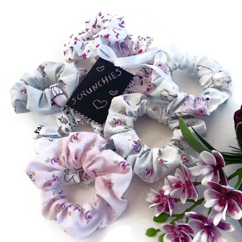 Seven days scrunchies