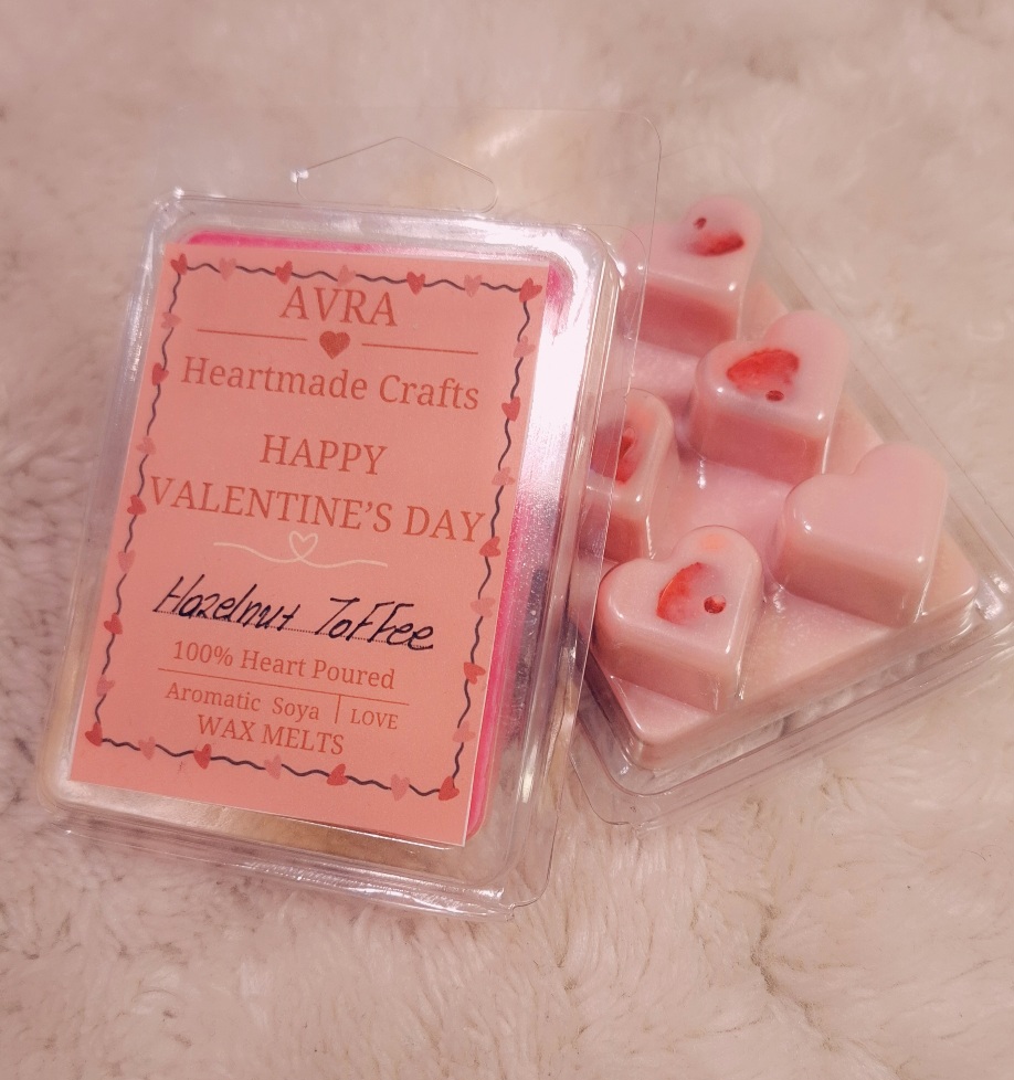 "Wax melts Happy Valentine's Day"