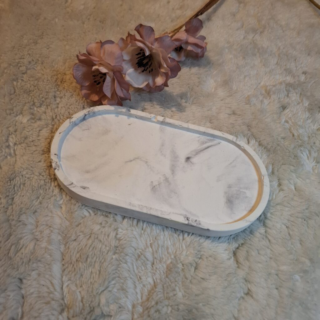 "Oval Tray"