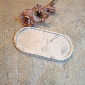 “Oval Tray”