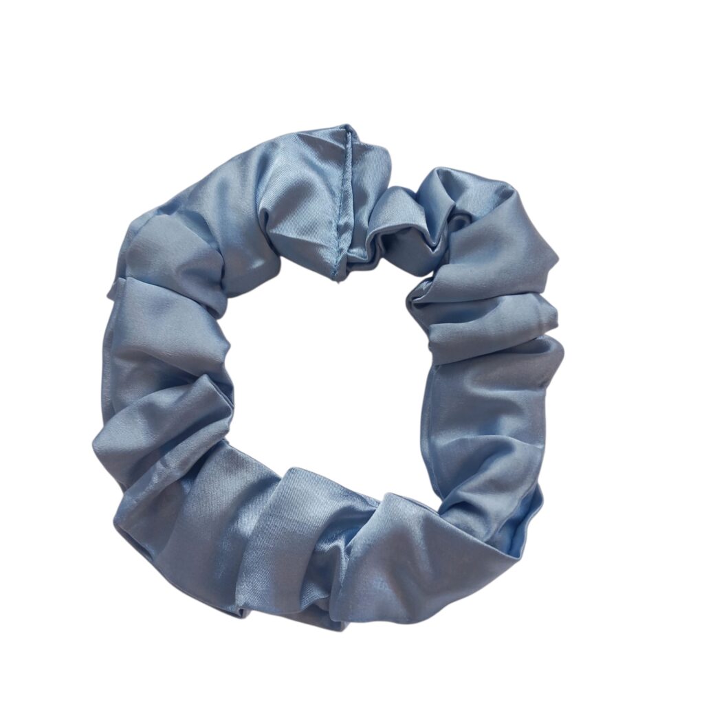Χειροποίητο scrunchie σατέν σιέλ