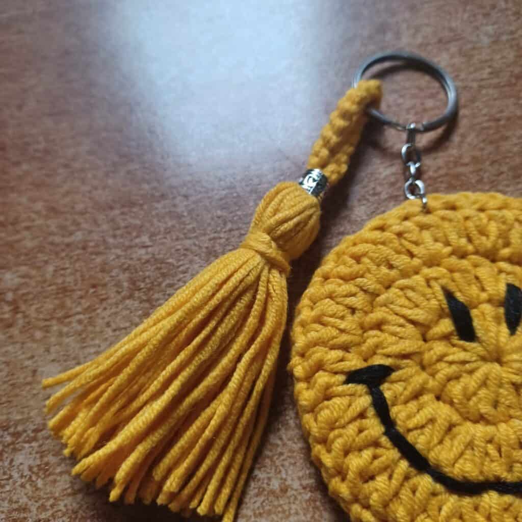 Πλεκτό μπρελόκ "Smile"