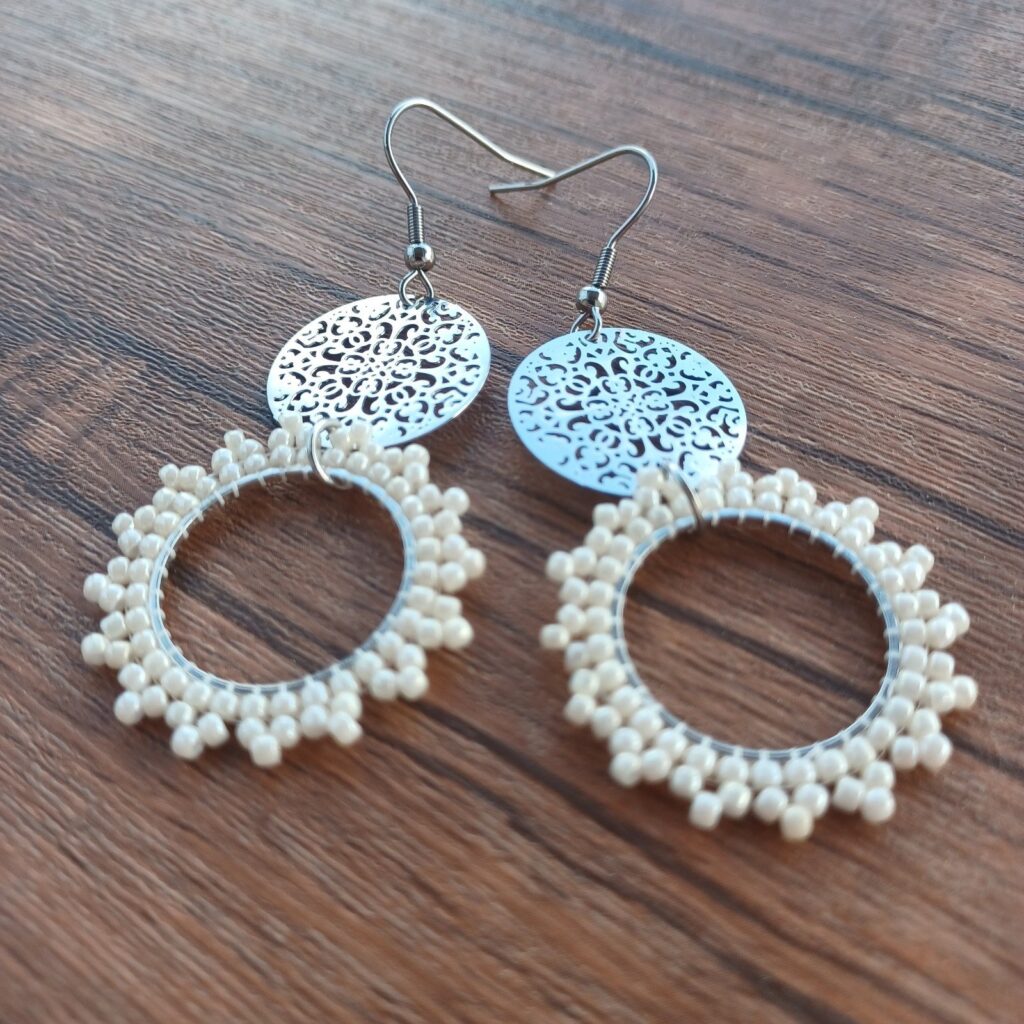 Κρεμαστά σκουλαρίκια "Doily"