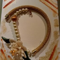 Χειροποίητα καλλιτεχνικά κολιέ με άνθη από πολυμερικό πηλό