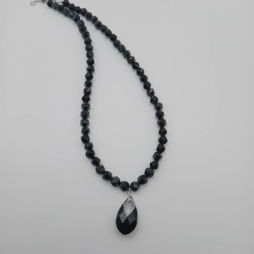 Χειροποίητο κολιέ με μαύρο Αχάτη και Swarovski