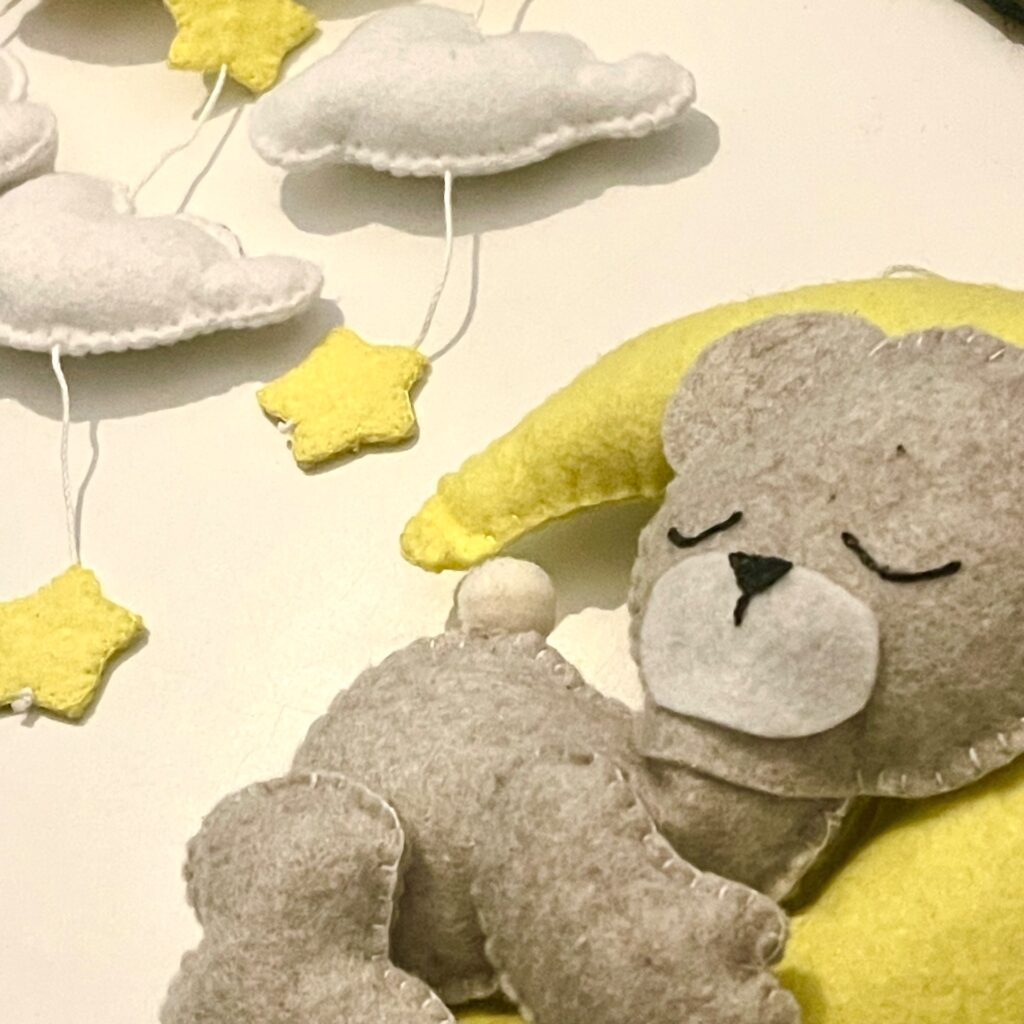 «Little Moon Bear» – Χειροποίητο Δώρο Μαιευτηρίου