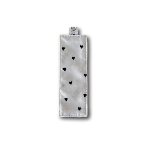 White-black hearts bookmark