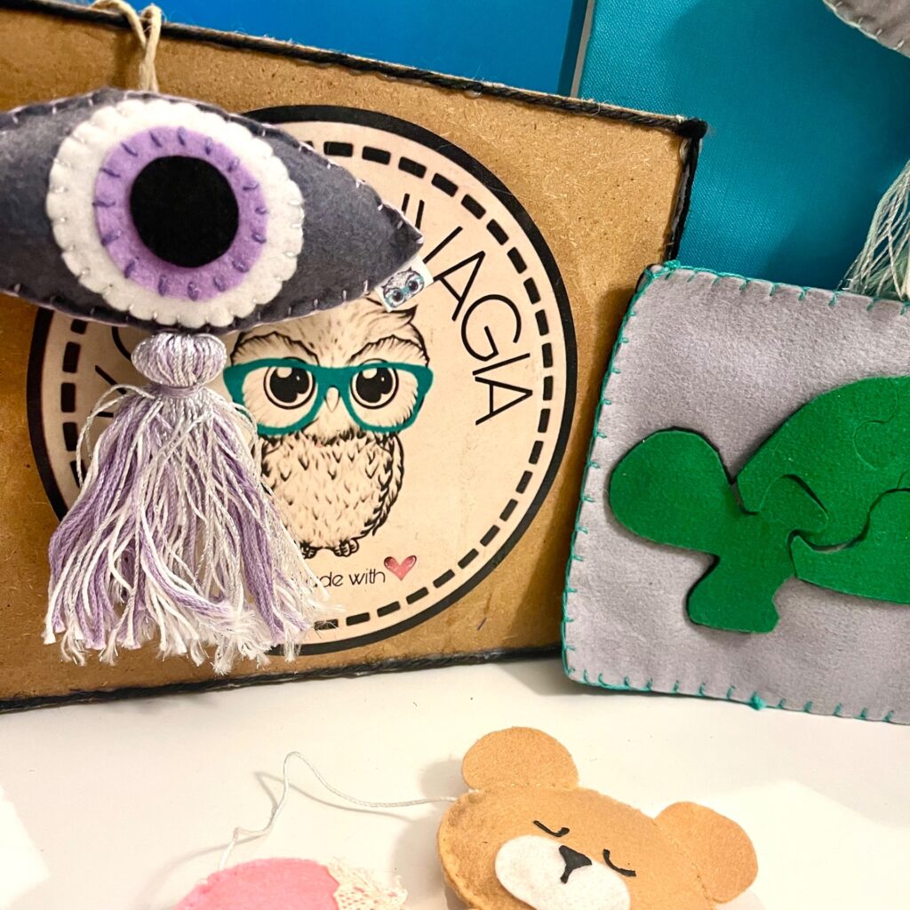 Lucky baby girl charm - Χειροποίητο Γούρι (λιλά)