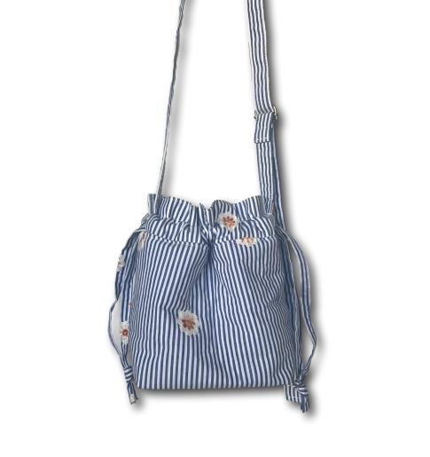 Blue-white drawstring bag