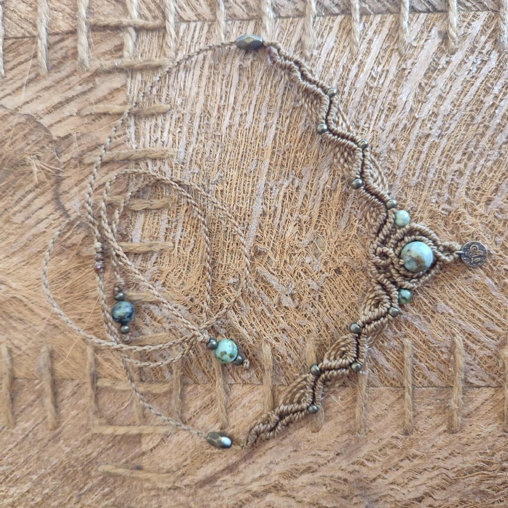Κολιέ τσόκερ boho μακραμέ