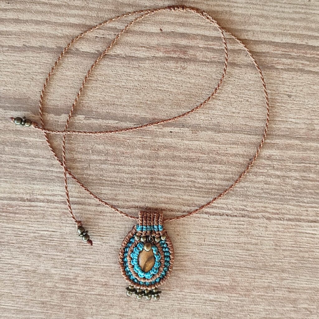Κολιέ boho μακραμέ