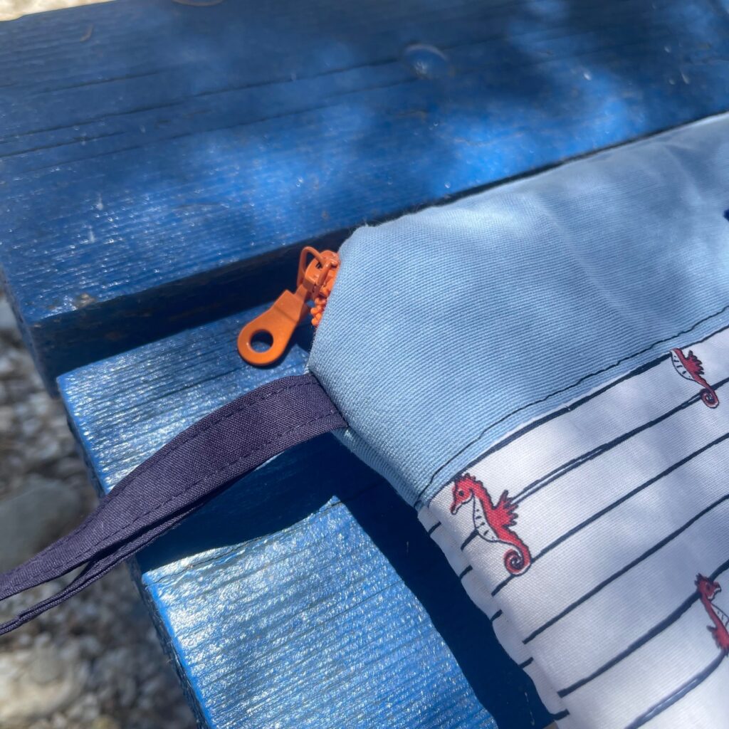 Χειροποίητο clutch & pouch Into The Ocean