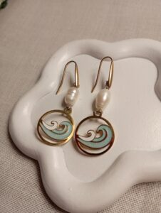 Wave earrings
