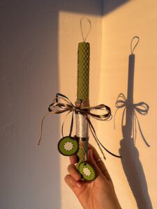 KIWI BEESWAX EASTER CANDLE