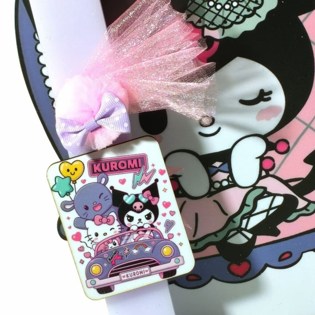 Πασχαλινή λαμπάδα Kuromi με πλάτη με βάση
