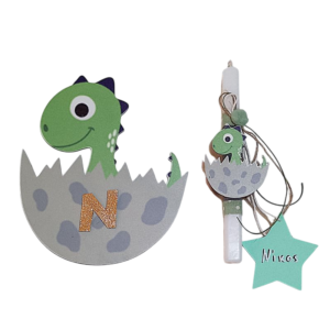 Σετ 2 τεμ. ¨ baby dino ¨- Προσωποποιημένo Λαμπαδάκι Τετράγωνο Λευκό (22 χ 2 εκ. ) με όνομα και ασορτί ξύλινο καδράκι ( 23 χ 18,5 εκ. ) με Μονόγραμμα