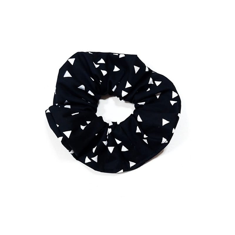 Scrunchie – Λαστιχάκι μαλλιών | Τριγωνάκια