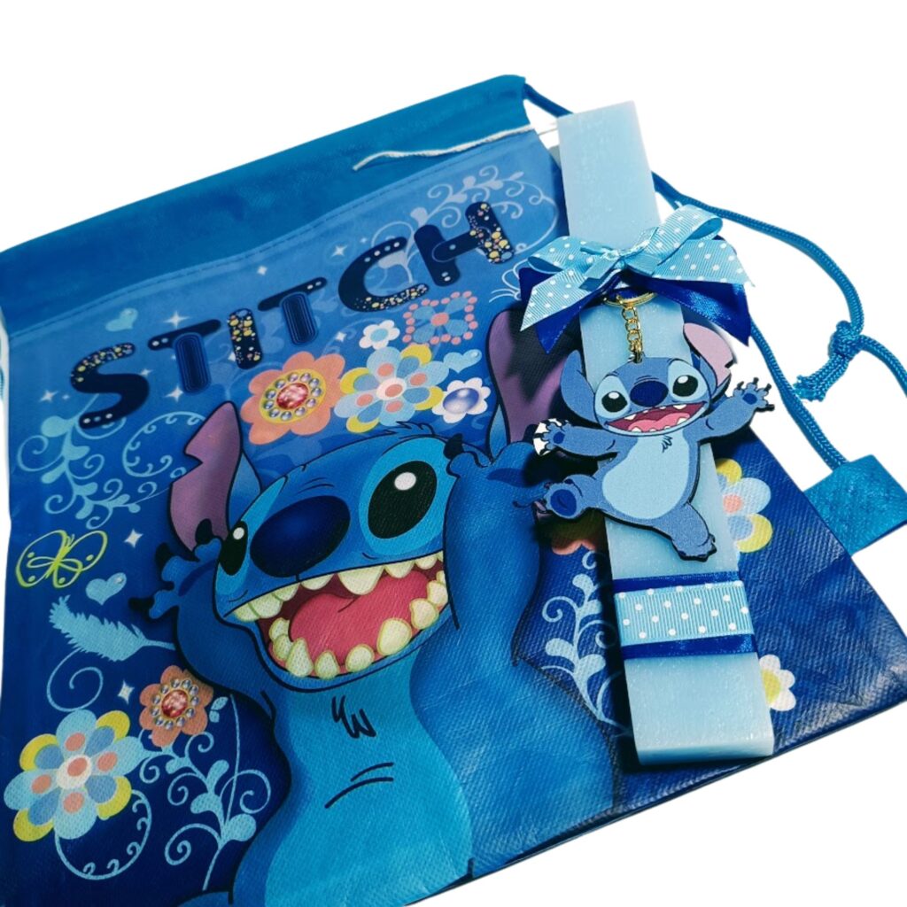 Πασχαλινή λαμπάδα Stitch με ξύλινο μπρελόκ και σακίδιο
