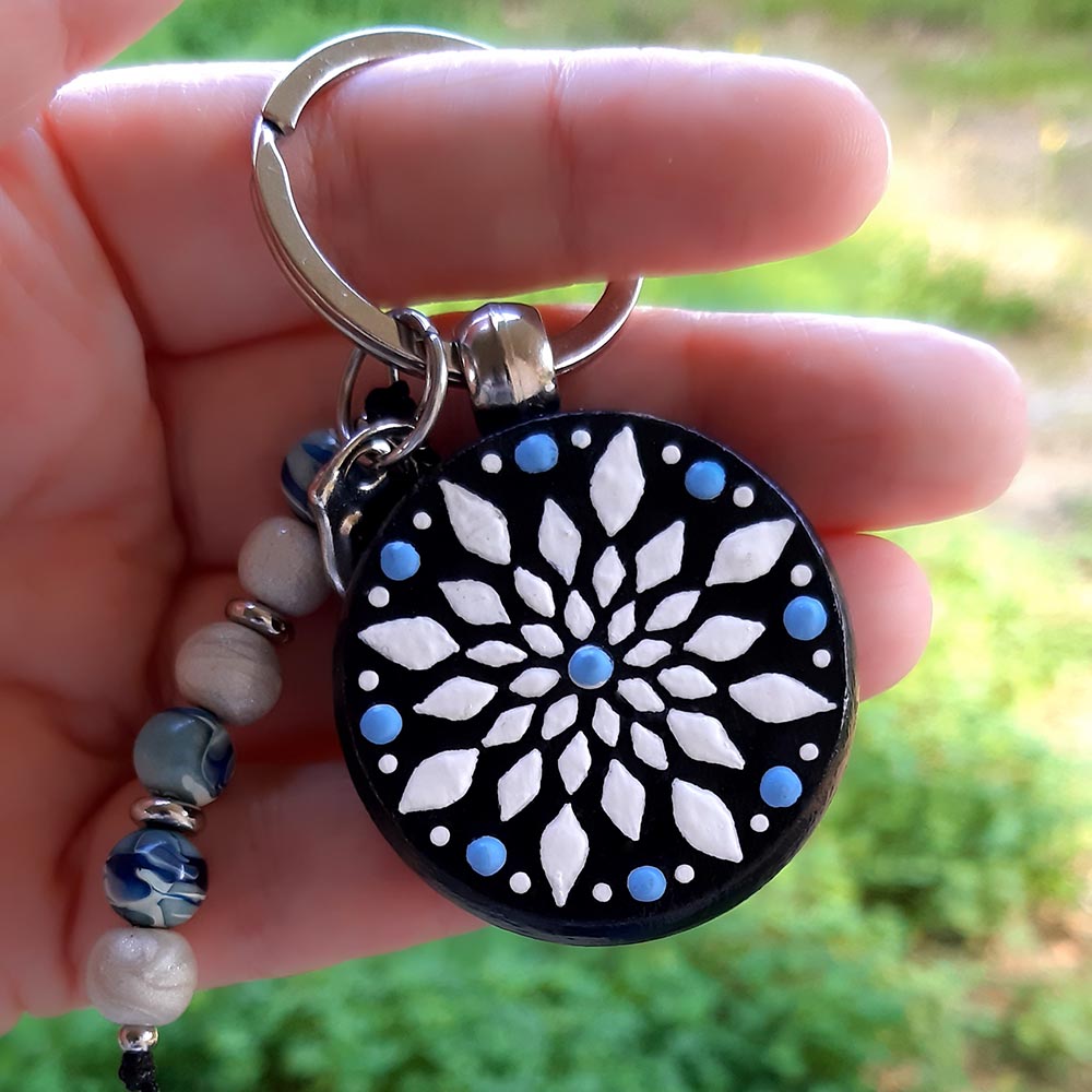 Μπρελόκ mandala άσπρο μπλε, ζωγραφισμένο στο χέρι